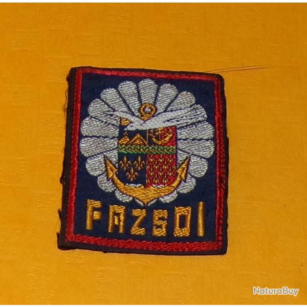 Forces Armes Zone Sud Ocan Indien, type 2614, 67 x 55 millimtres , ETAT VOIR PHOTO . POUR TOUT R