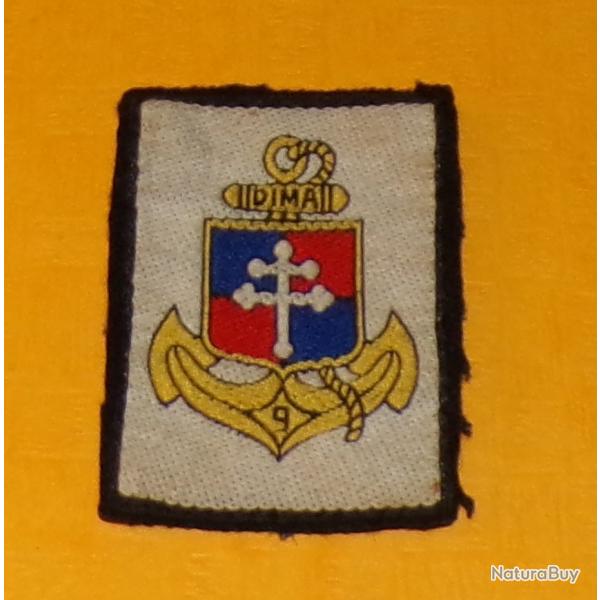 9 Division d'Infanterie de Marine, fond blanc, type 2546, 60  65 mm , ETAT VOIR PHOTO . POUR TOUT