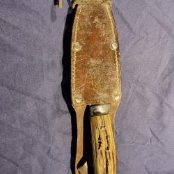 Couteau Poignard de chasse ou de vénerie lame LE ROUTIER poignée en bois de cerf avec étui cuir