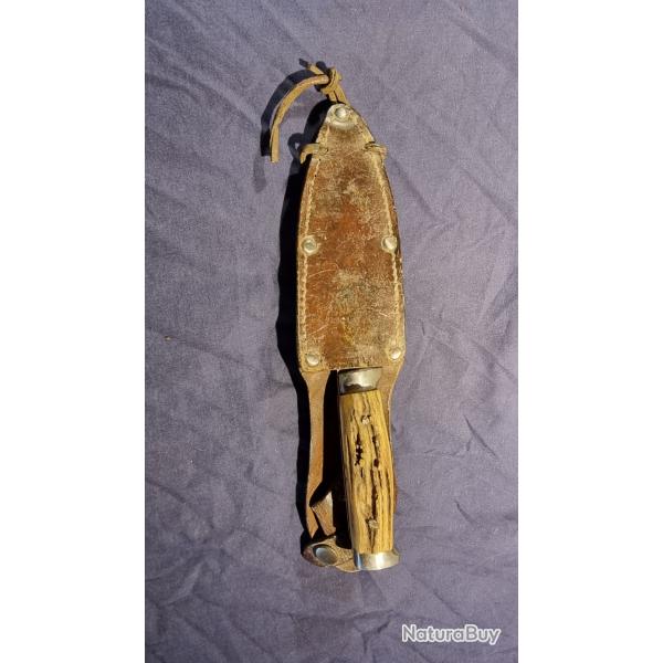 Couteau Poignard de chasse ou de vnerie lame LE ROUTIER poigne en bois de cerf avec tui cuir