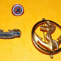 Insigne de béret, Coloniale, Troupes de Marine, doré  , FABRICANT MOURGEON PARIS  ,  HOMOLOGATION SA