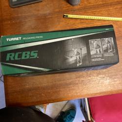 presse RCBS jamais montée, neuf + balance.