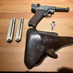 ENCHERES 1 - LUGER P08 DWM 1916 9X19 2 CHARGEURS + ETUI + CLE