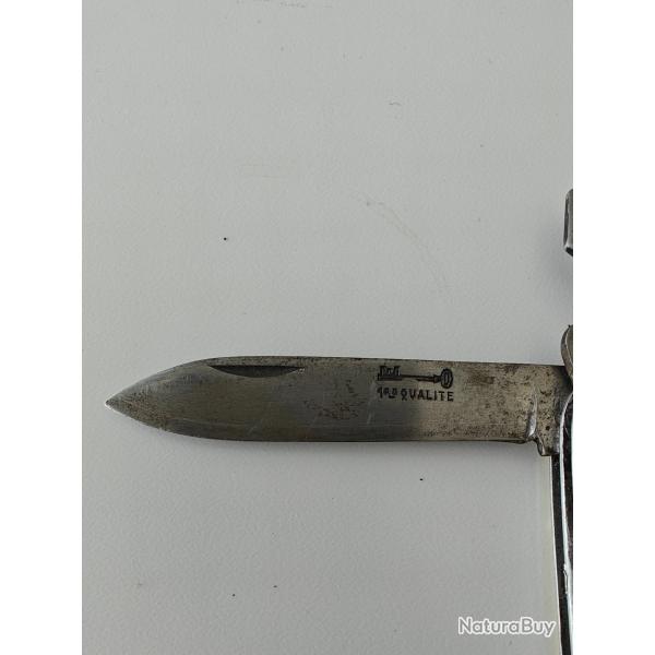 3 trs beau couteau, de marque diffrente , suisse , Pradel, thier