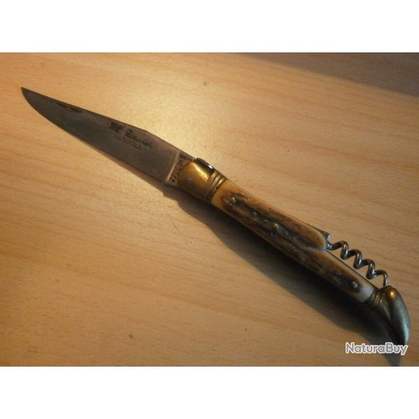 Laguiole Manche en bois de cerf marqu JP Bouvier