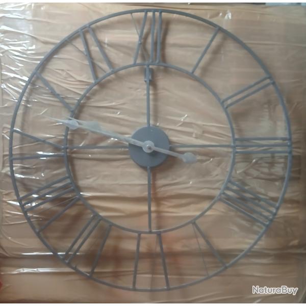 HORLOGE MURALE EN MTAL STYLE ROUE