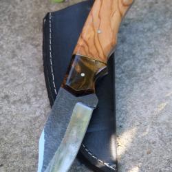 Couteau Skinner de Chasse Bushcraft Lame Acier Carbone 1075 Manche Bois Etui Cuir Fabr Artisanale