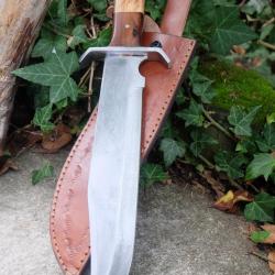 Poignard Bushcraft Couteau de Chasse Survie Lame Carbone 1055 Manche Bois/Acier Etui Cuir F ArtisanA