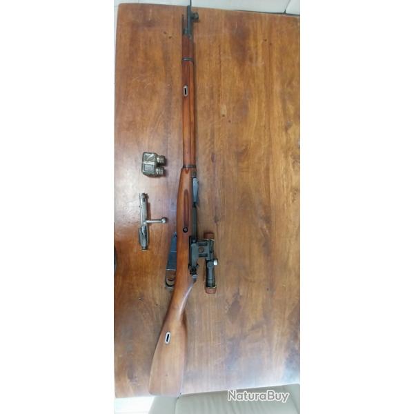 Nosin Nagant 91/30 sniper.