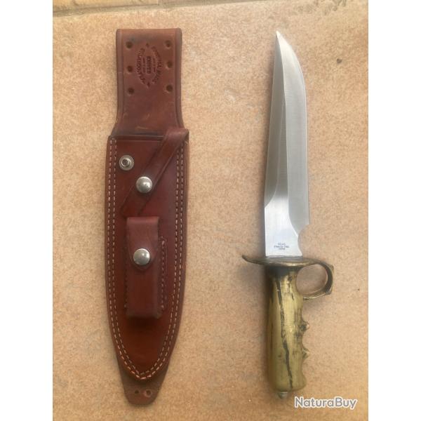 UNIQUE, remake artisanal des tristement clbres trench knives de la premire guerre mondiale.