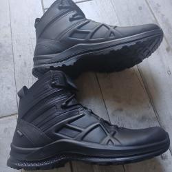 Chaussure haix Black eagle tactical 2.0 gtx mid/Black en 43