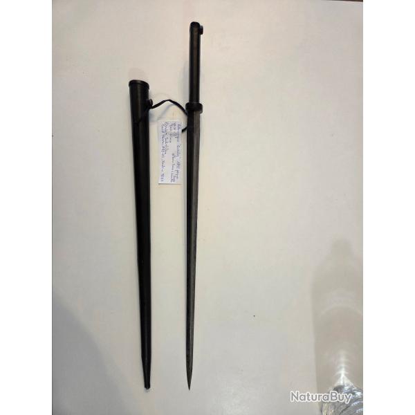 Baionnette Ersatz Ersoc mle 1898 poigne lisse et lame  douille anglaise 1853