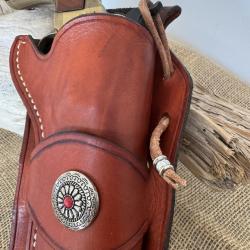 Holster en cuir pour revolvers de type Colt SAA 1873 ou réplique. Droitier N°07