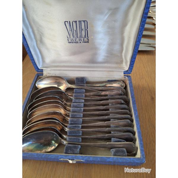 Petites cuilleres metal argente