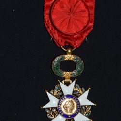 ETOILE D' OFFICIER LEGION D'HONNEUR-5° REPUBLIQUE-FRENCH LEGION HONOR 1958