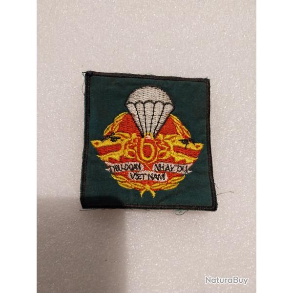 Patch arme us 6TH PARACHUTISTE BATTALION ARVN ORIGINAL 2