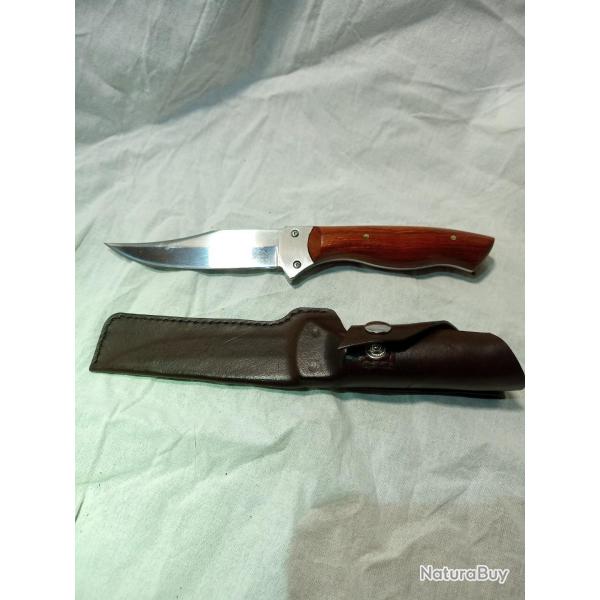 Couteau 440C santal rouge et son tui cuir