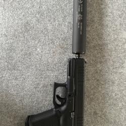 Pistolet GLOCK 44 Fileté Gen5 FS cal.22Lr + Silencieux BRUGGER & THOMET HP22 M9x0.75