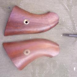 plaquettes de Uberti modèle 1858