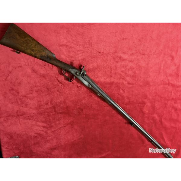 Fusil de chasse a percussion sign Sauvinet belle crosse en noyer