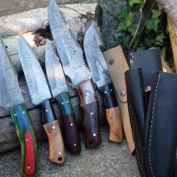 Lot de 5 Skinner Poignard Couteau Damas Lame 256 Couches Manche Bois Etui Cuir Fabric Artisanale