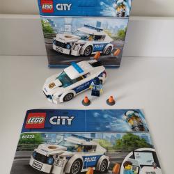 Lego City La voiture de patrouille de la police référence 60239