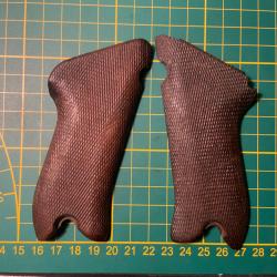 Plaquettes pistolet LUGER P-08 (lots2)