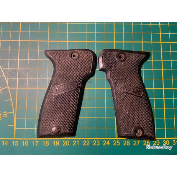 Plaquettes Pistolet MAB D (lot2)