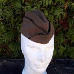 GARRISON CAP CHOCOLAT US MODELE  WAAC OFFICIER .