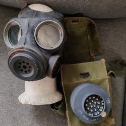 MASQUE ARMÉE ANGLAISE DATÉ 1943