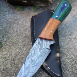 Couteau Skinner Damas Lame Trailing Point Acier 256 Couches Manche 2 Bois Etui Cuir Fabr Artisanale