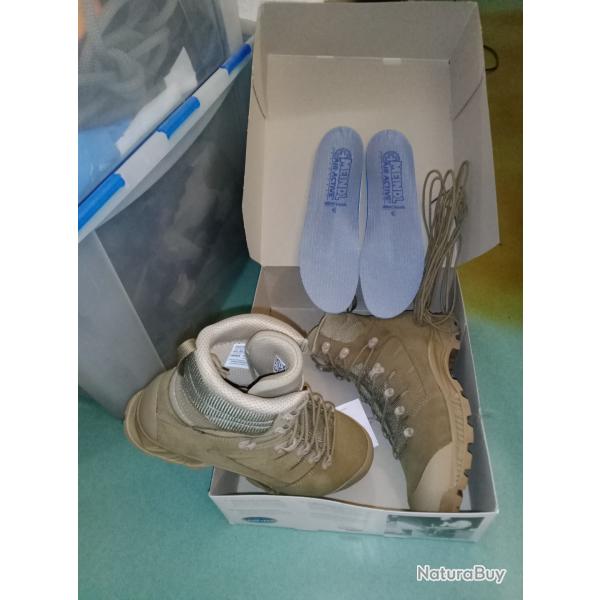 Chaussures Bottes MEINDL neuf 44