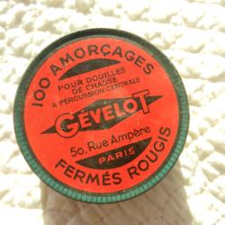 ancienne boite neuve non ouverte de 100 amorçages Gévelot fermés rougis
