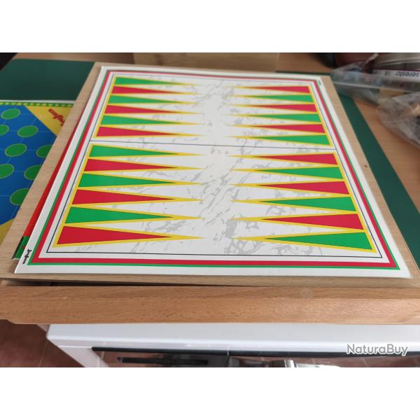 Jeu de société jeu jura