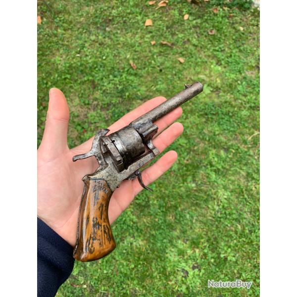 Pistolet  broche
