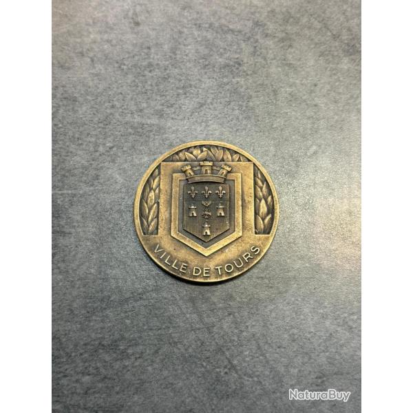 Mdaille de table ville de Tours