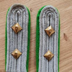 PAIRE DE PATTES D ÉPAULE DE CAPITAINE DE L INFANTERIE MOTORISÉE