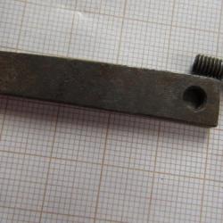 1 ancien ressort plat +vis à ajuster