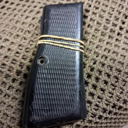 Plaquettes Browning gp35 belge plastique années 70 à 90