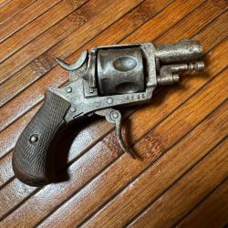 MINI REVOLVER BULLDOG 6 COUPS EN 320 POINÇONS ALLEMAND