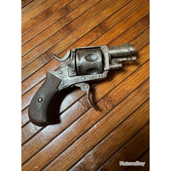 MINI REVOLVER BULLDOG 6 COUPS EN 320 POINONS ALLEMAND