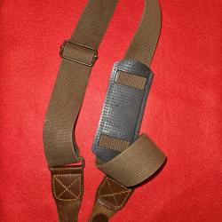 Bretelle pour carabine de chasse en toile beige marron et cuir cognac foncé