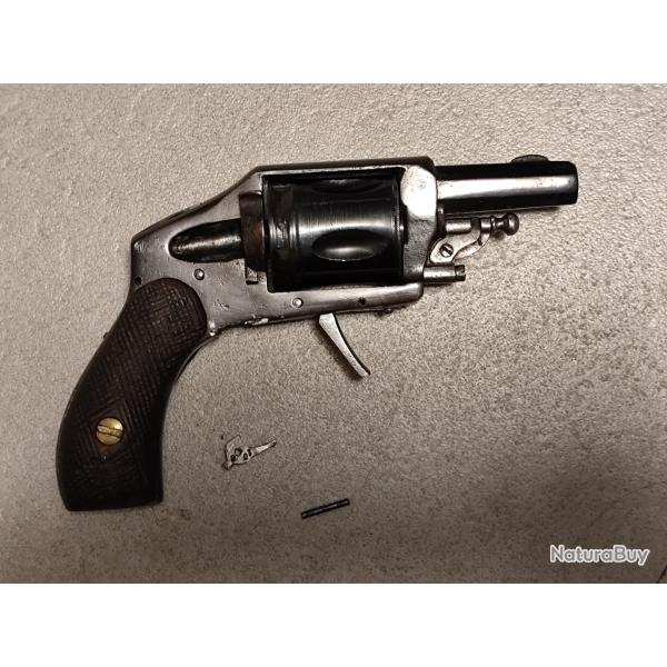 Bulldog 8 mm 92 franais a rvis