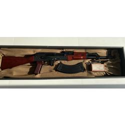 Réplique Akm Tokyo marui hard kick gbbr