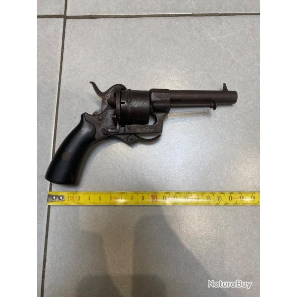 Ancien revolvers a broche 7mm