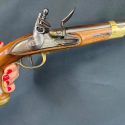 MAGNIFIQUE PISTOLET DE LA GARDE DU CORPS DU ROI PÉRIODE RESTAURATION