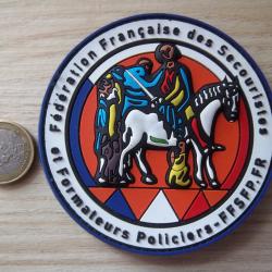 Obsolète !! insigne écusson patch PVC fédération Française des secouristes police