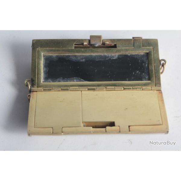 Minaudire ncessaire  maquillage XXe sicle