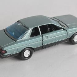 YONEZAWA TOYS Voiture miniature Nissan Bluebird SSS Turbo