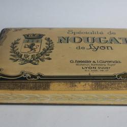 Boîte tôle lithographiée Nougat Lyon Foletto et Gironda